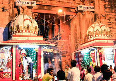 Chaubis Khamba Temple