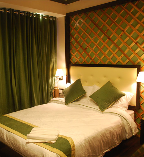 HOTEL DIP PALACE