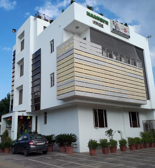 Hotel Nangis Pride