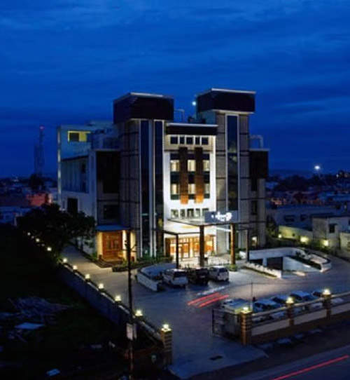 Hotel Saffron Leaf