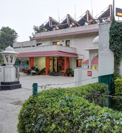 Hotel Savera Palace