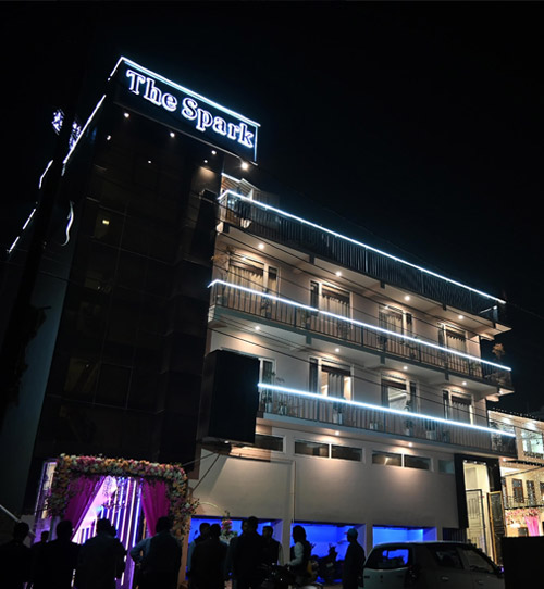 HOTEL THE SPARK Gorakhpur