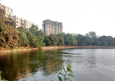 Kachrali Lake