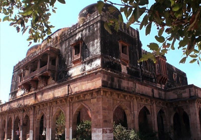 Kaliadeh Palace