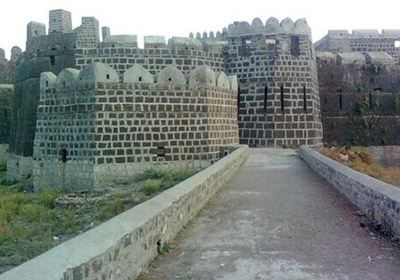 Khandhar Fort