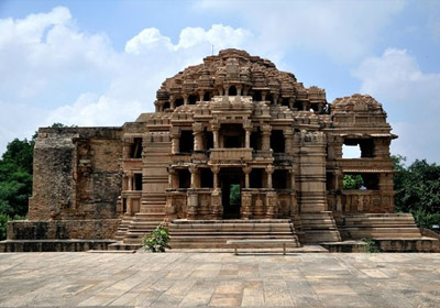 Saas Bahu Temple