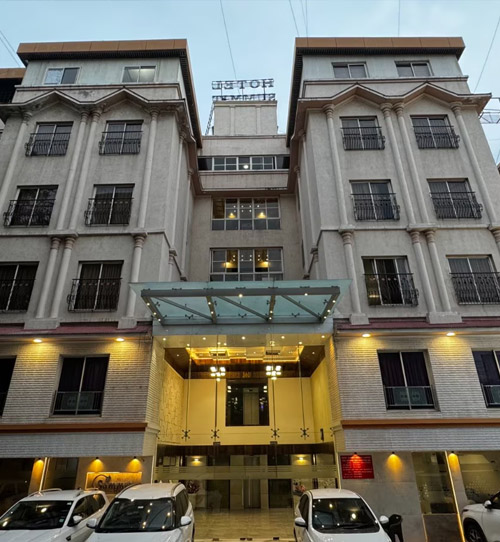 Summit Hotel
